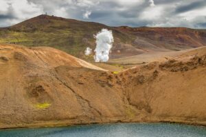ムービー制作における効果的なプロモーション方法は？
